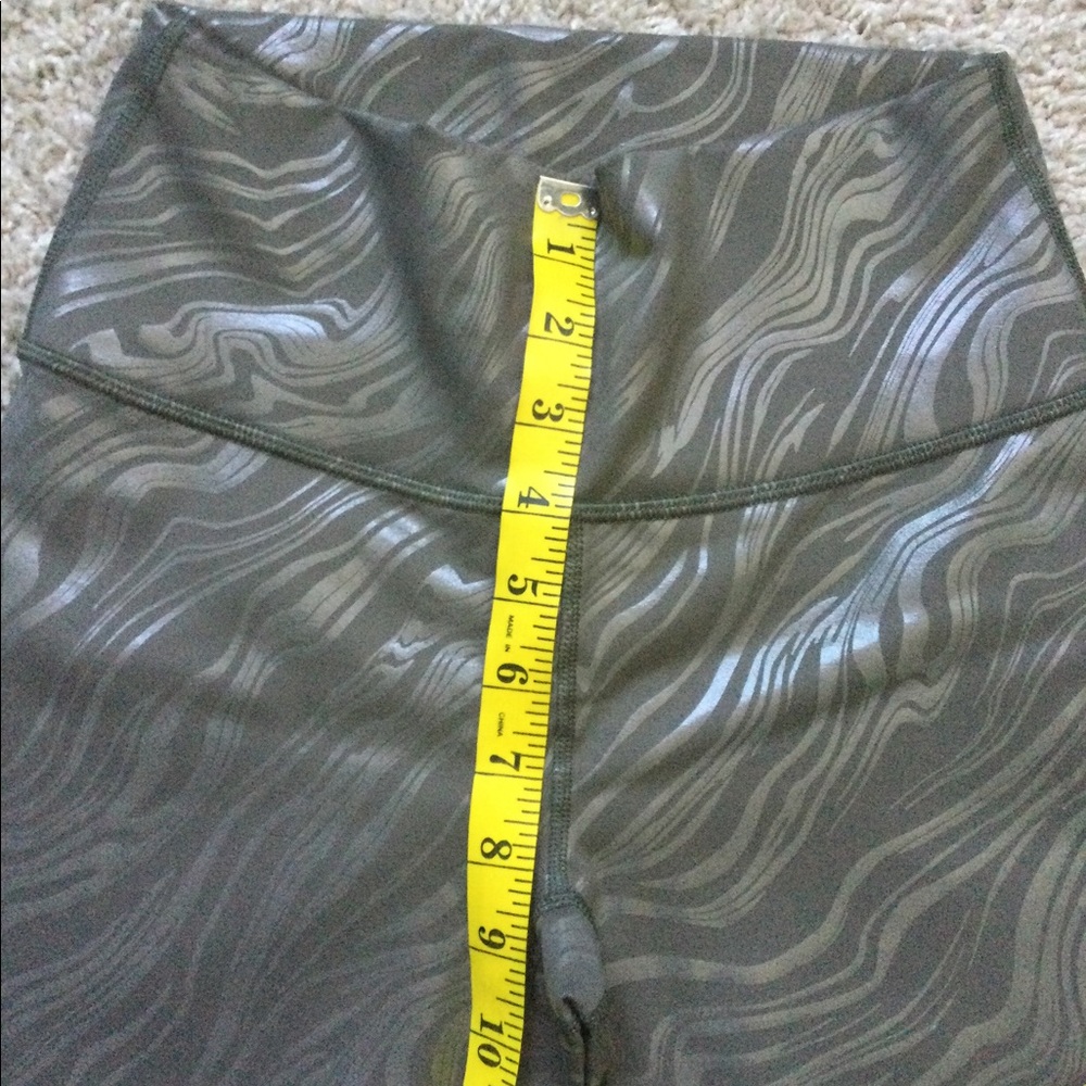 🔥🔥HOST PIC🔥🔥High-Waisted Printed PowerHold 7/8 - Picture 8 of 12